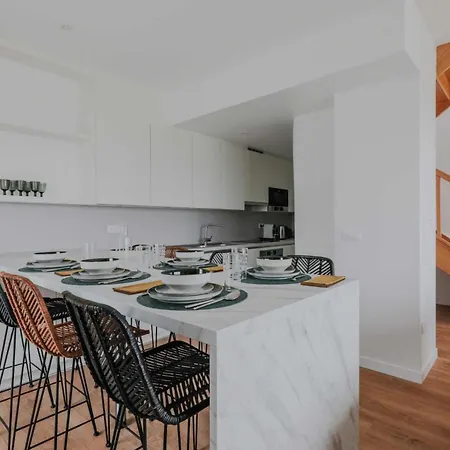 Superb - 8p-4bd - Rooftop & Private Terrace